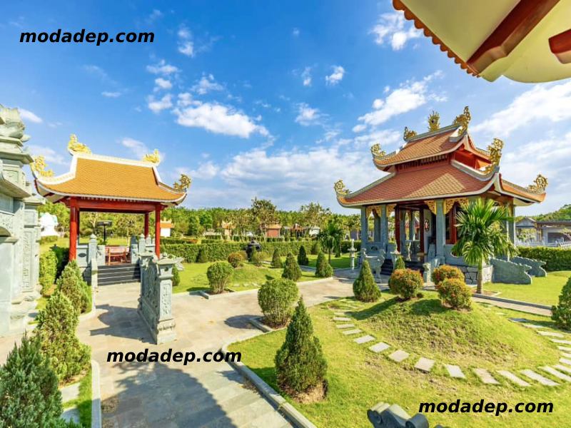 khuôn viên lăng mộ đẹp
