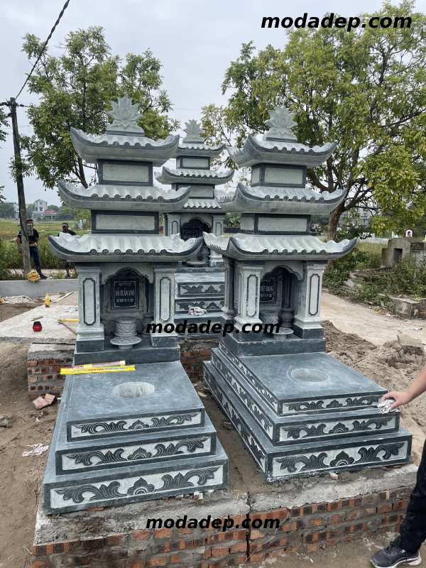 mộ đá ba mái