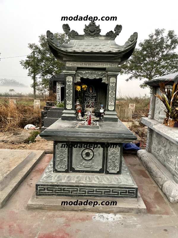 mộ đá một mái