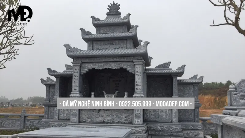 Lăng thờ đá xanh thiết kế tam quan bề thế