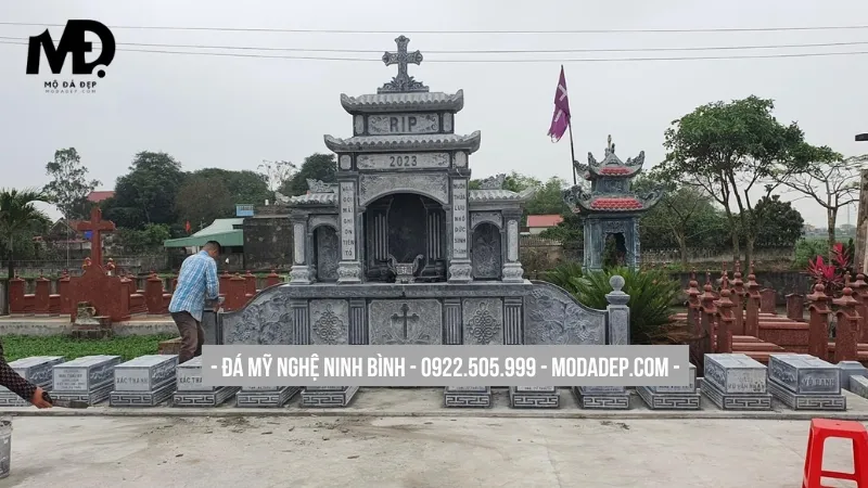 Chất liệu phổ biến chế tác mộ đá công giáo