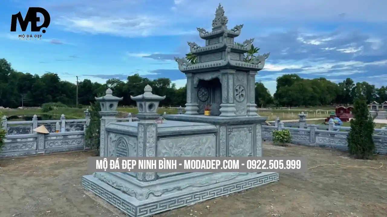 Kiểu Mộ Có Mái Che